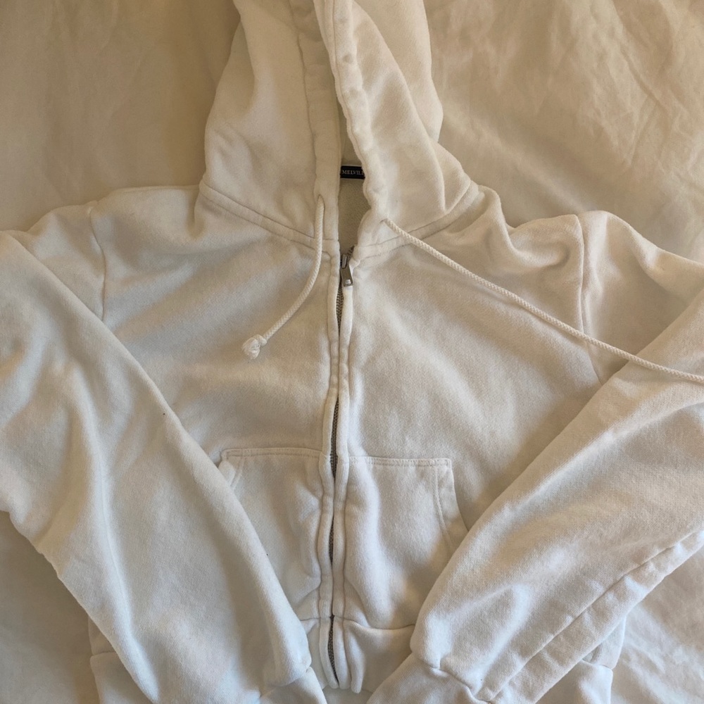 Brandy Melville white cropped sweater